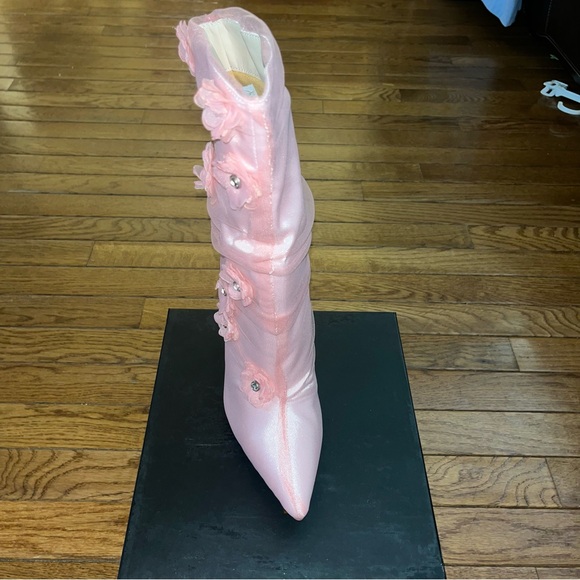 Azalea Wang Acacia Pointy Toe Floral Booties Pink Women’s Size 8 - Picture 6 of 13